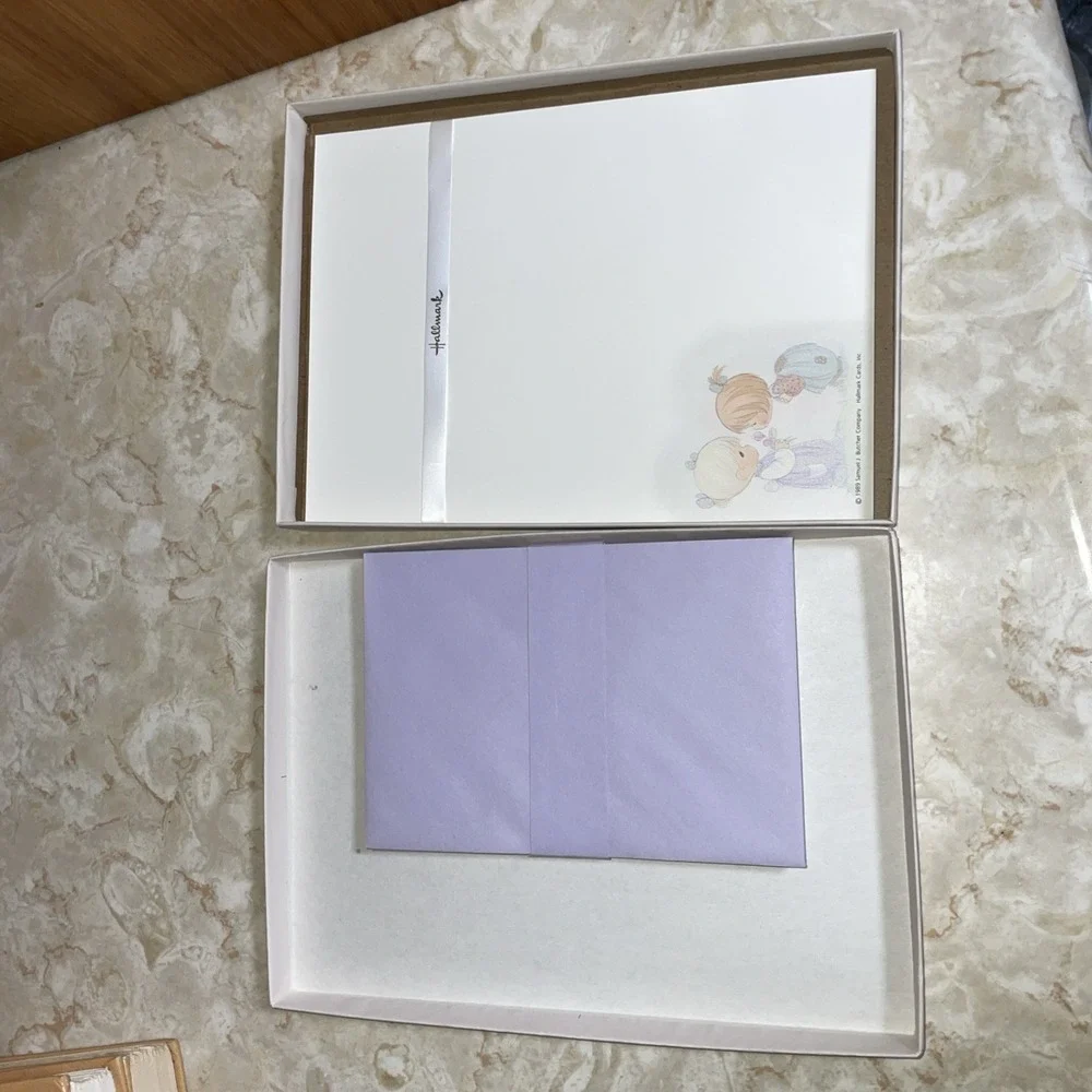Hallmark Precious Moments Stationary‎ Set